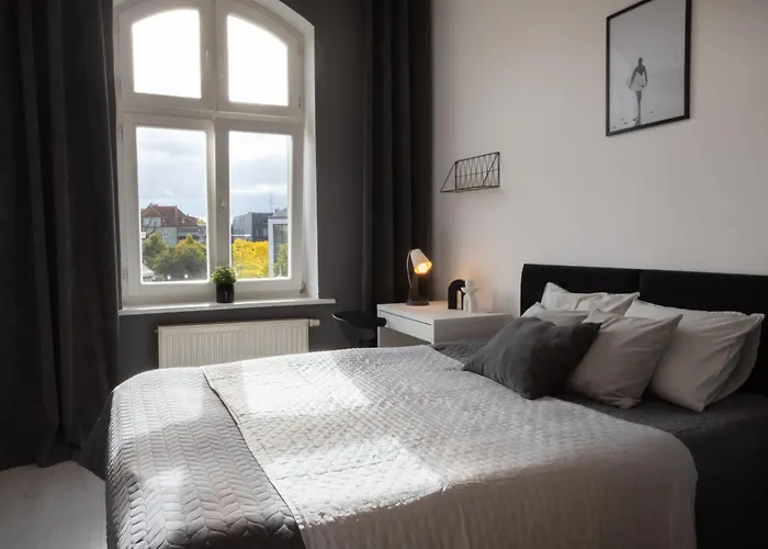 Na Monte Cassino 19 *